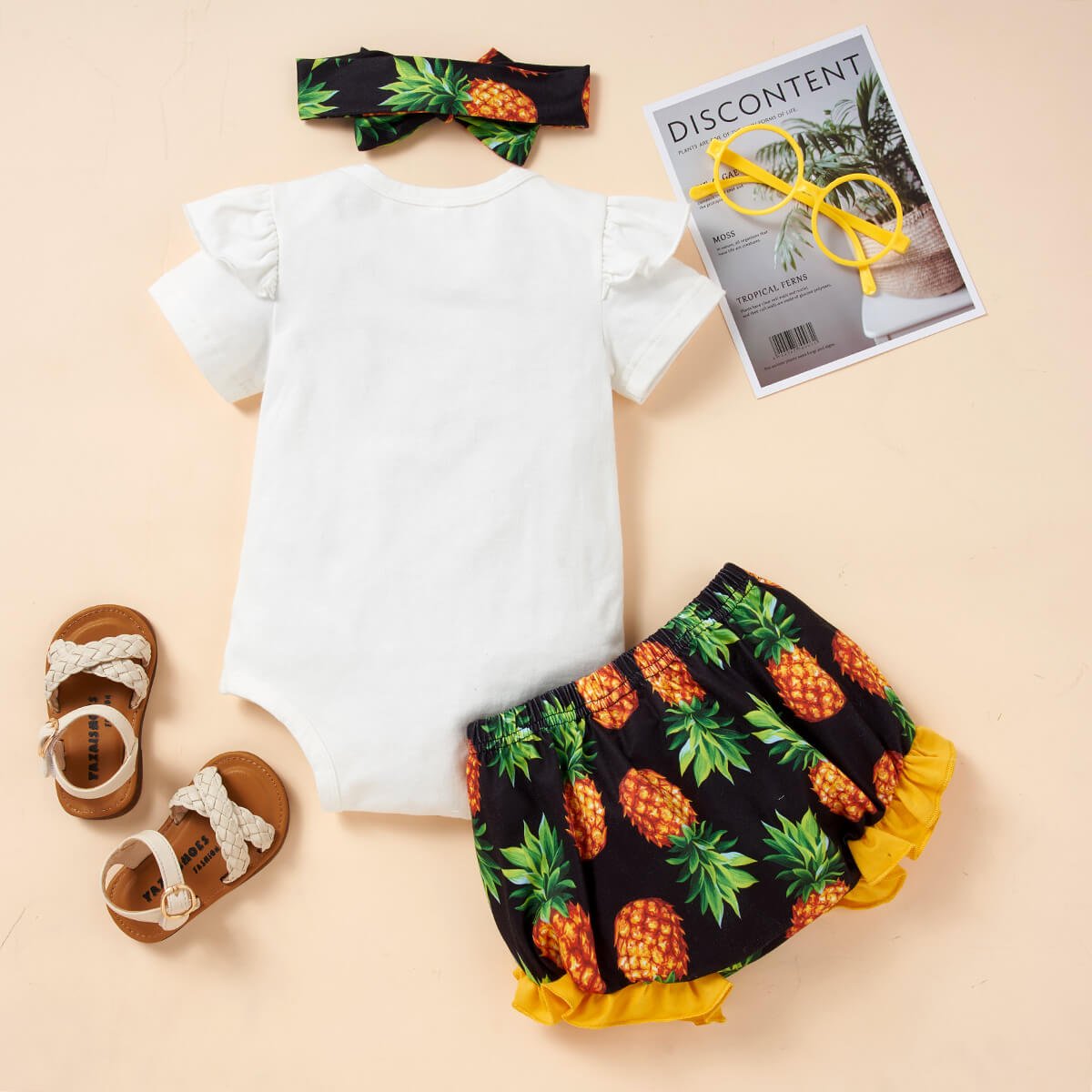 Baby Girl Graphic Ruffle Shoulder Bodysuit and Bloomer Set - Fashion Girl Online Store