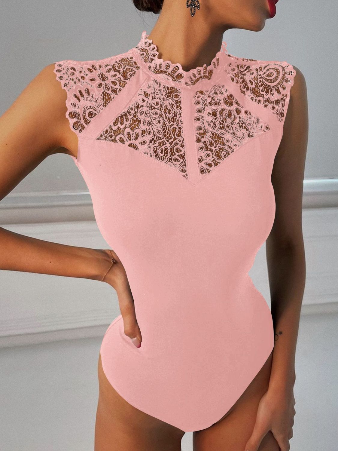 Scalloped Lace Yoke Sleeveless Bodysuit - Fashion Girl Online Store